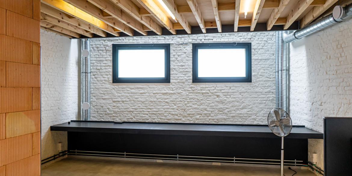 Amerflex NANO raamopener, NANO raamopener UCS, NANO Actuator ultraflex, elektrische raambediening amerflex, elektrische raambediening teleflex, NANO kettingopener, stille raamopener, raamopener 24V, NANO raambediening, elektrische oplossing raam, oplossing uitzetramen, oplossing valramen